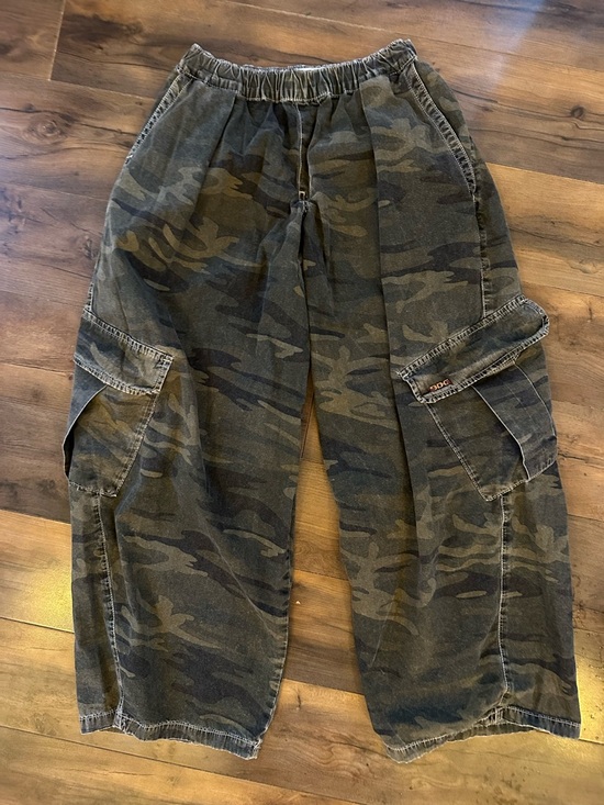 BDG Pants - BDG Urban Outfitters Camo Cargo Pants Jogger Baggy Streetwear S
